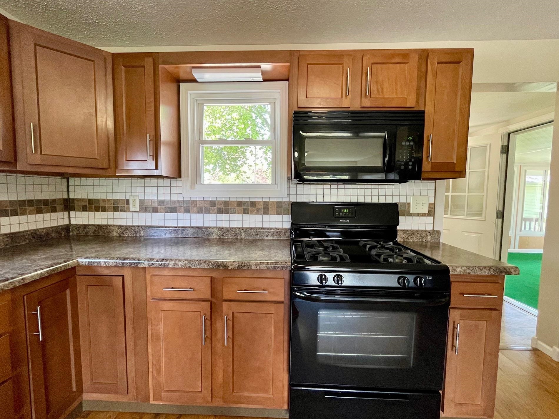 3834 Vistula Road Mishawaka, IN 46544 - Photo 8 of 35 Gallery Image 8