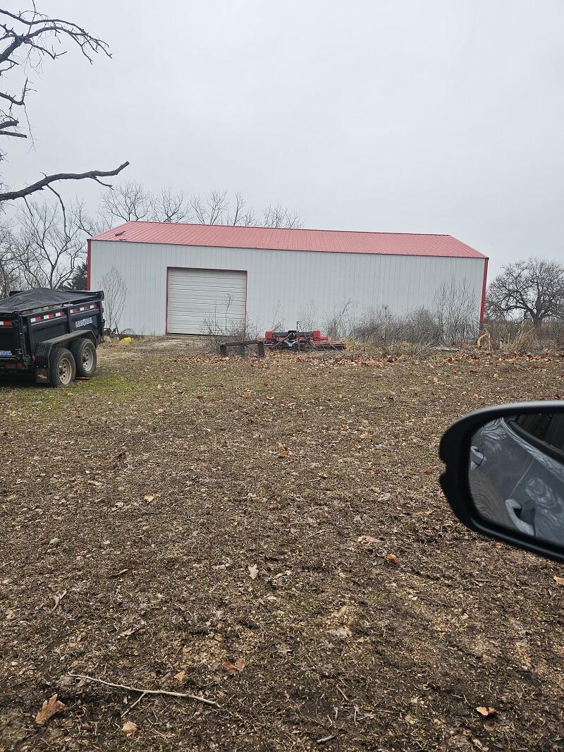 5620 Silver Lake Road Clever, MO 65631 - Photo 4 of 9 Shop Building