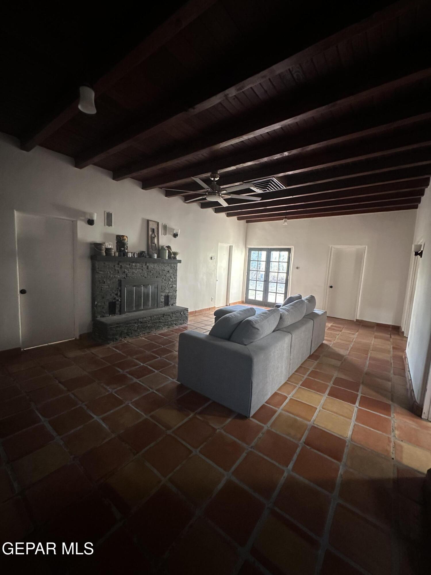 4527 Emory Road El Paso, TX 79922 - Photo 12 of 24 IMG_3062