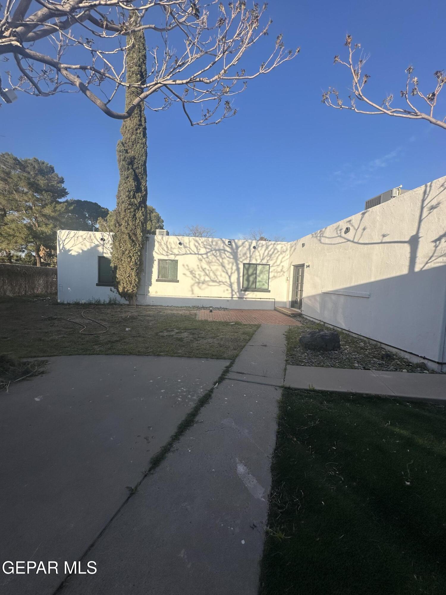 4527 Emory Road El Paso, TX 79922 - Photo 22 of 24 IMG_3050