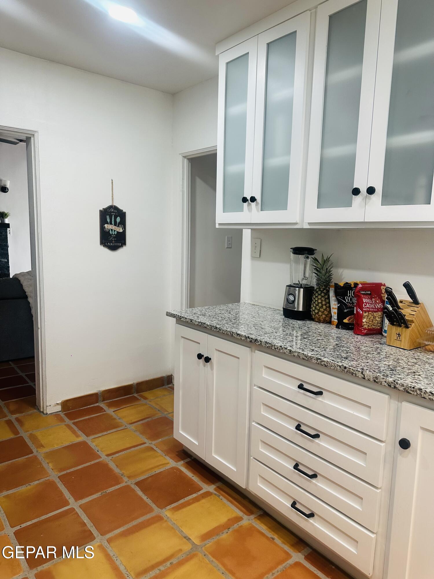 4527 Emory Road El Paso, TX 79922 - Photo 9 of 24 IMG_3039