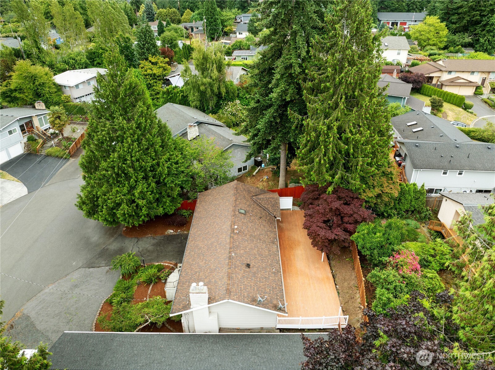 8912 229th Place Southwest Edmonds, WA 98026 - Photo 34 of 36