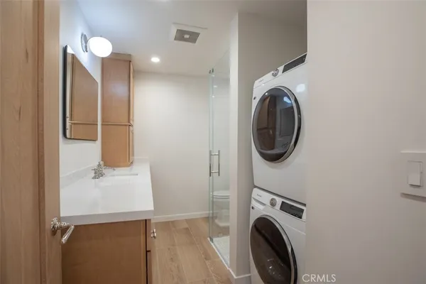 $3,500 | 281 B Grandview Street, Laguna Beach, CA 92651