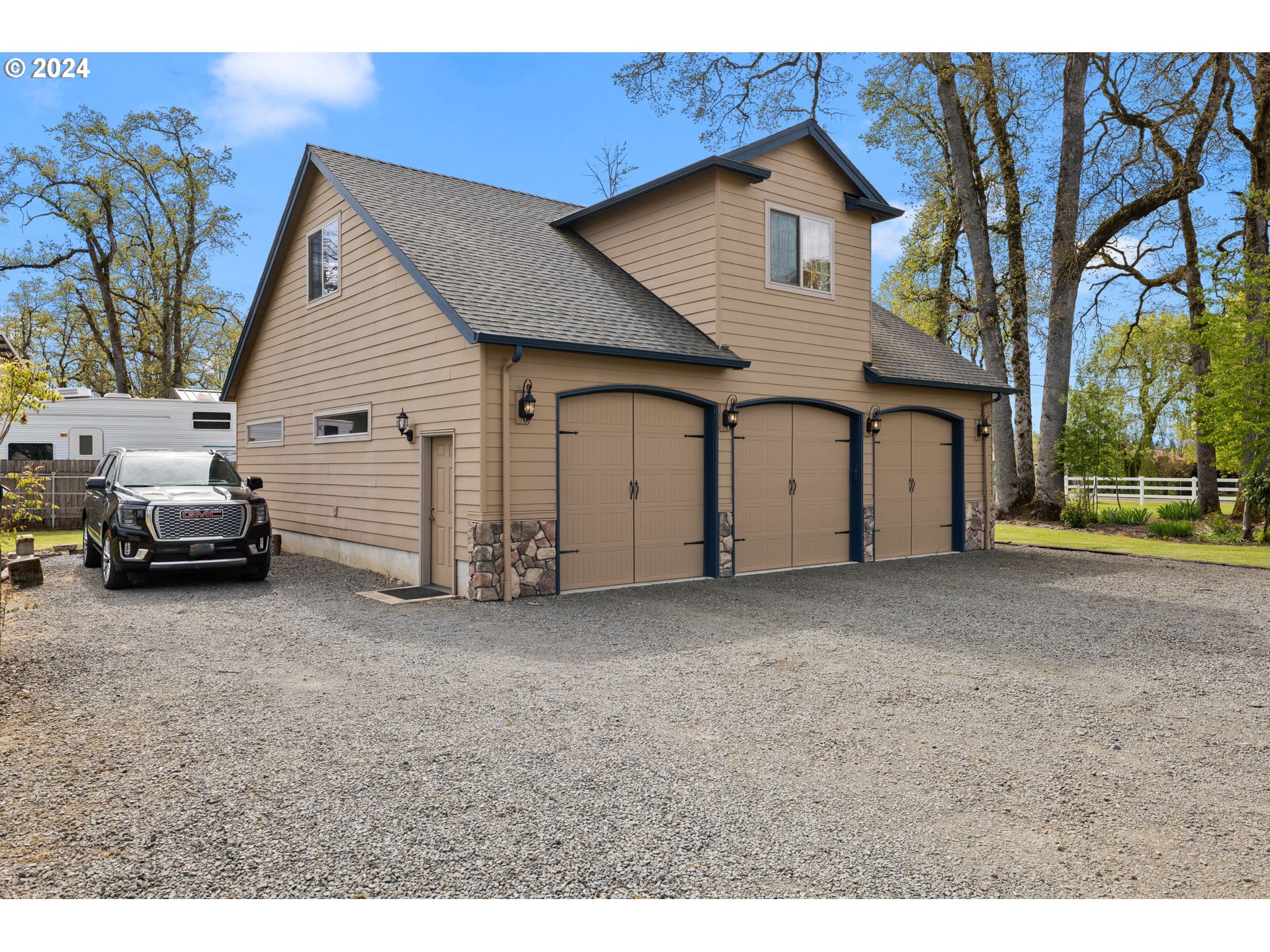 12430 South Oak Grove Road Canby, OR 97013 - Photo 18 of 34