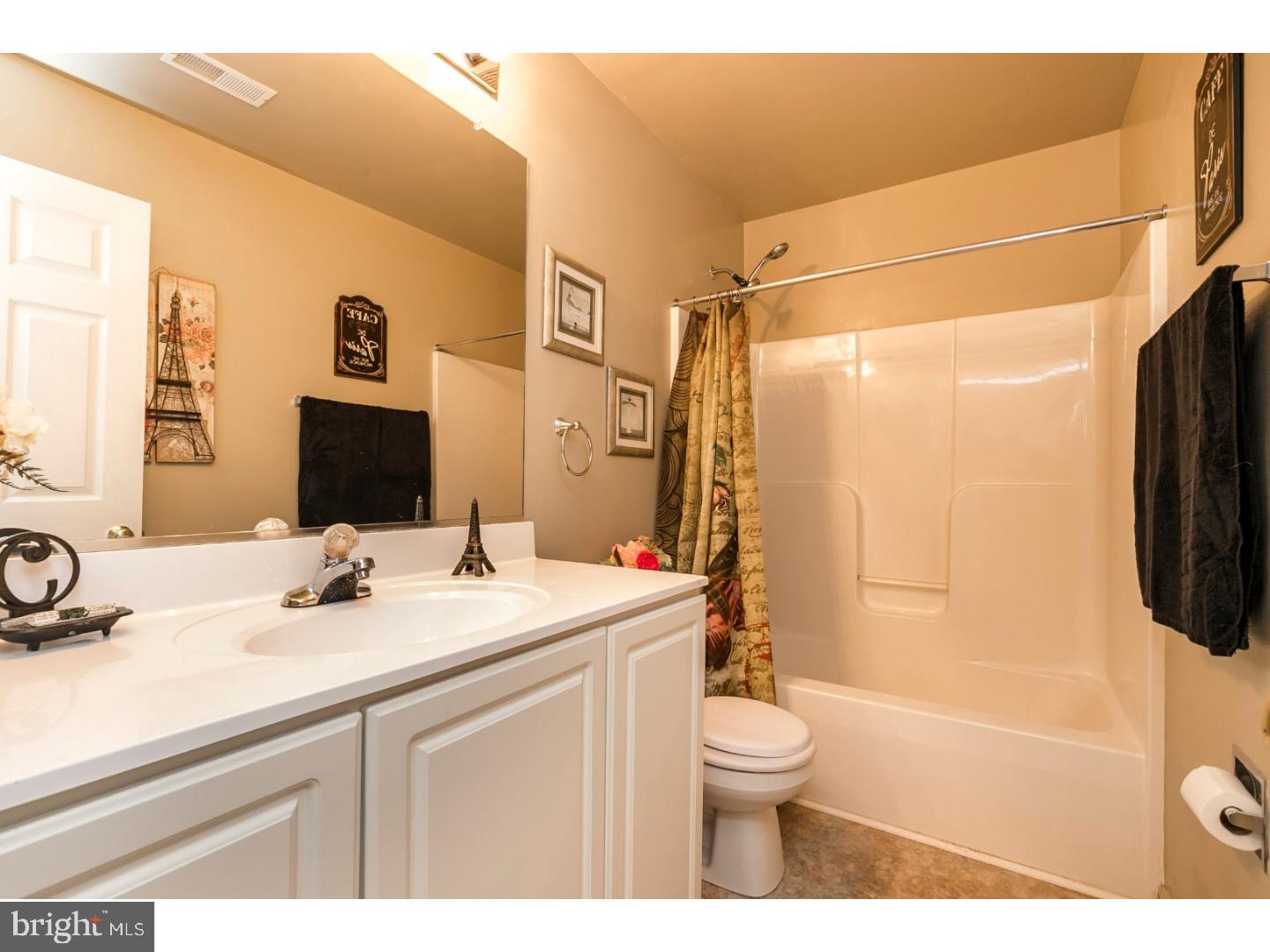 159 Milbury Road Coatesville, PA 19320 - Photo 21 of 25 Bathroom