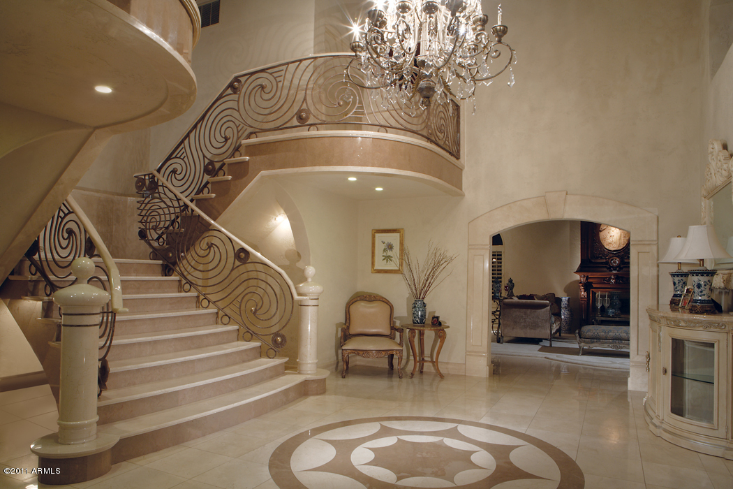 5315 East Paradise Canyon Road Paradise Valley, AZ 85253 - Photo 3 of 17 foyer