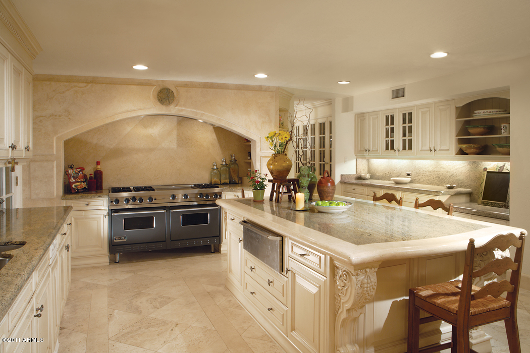 5315 East Paradise Canyon Road Paradise Valley, AZ 85253 - Photo 4 of 17 kitchen