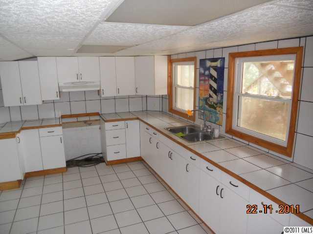 279 C E Stewart Road Clover, SC 29710 - Photo 5 of 8 Gallery Image 5