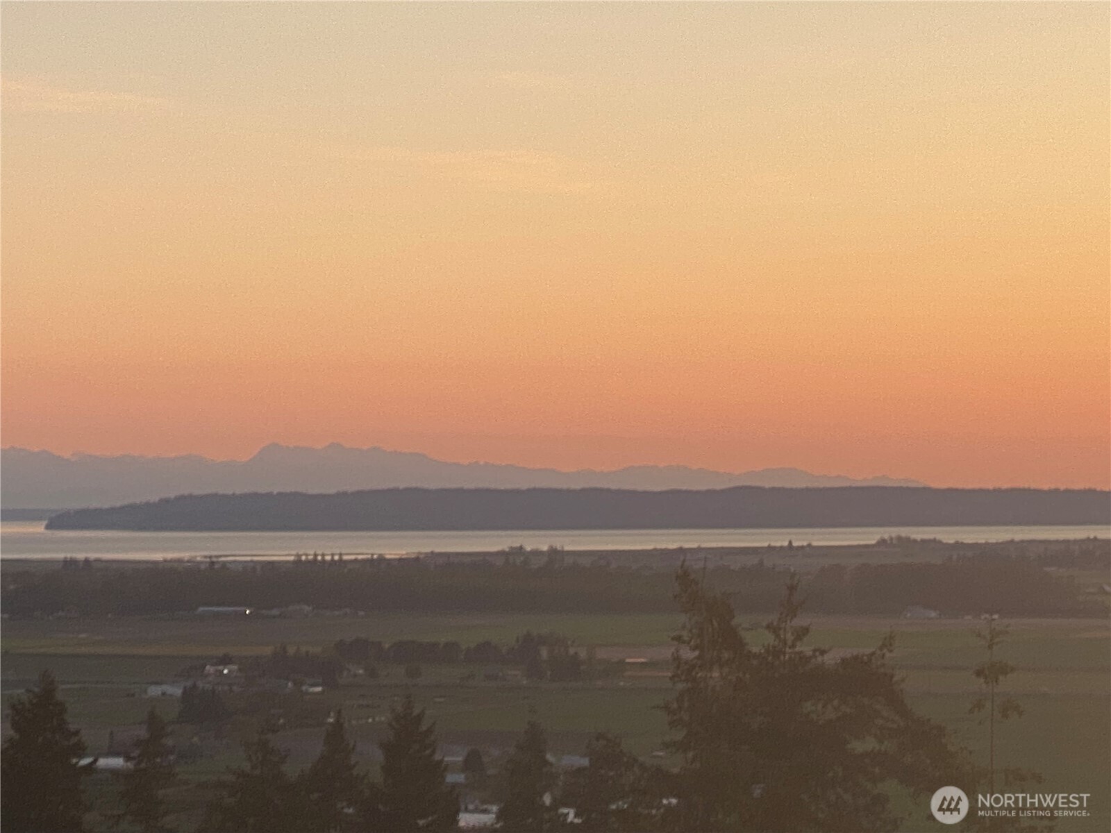 20555 Benson Ridge Mount Vernon, WA 98274 - Photo 29 of 40 a view of lake and mountain