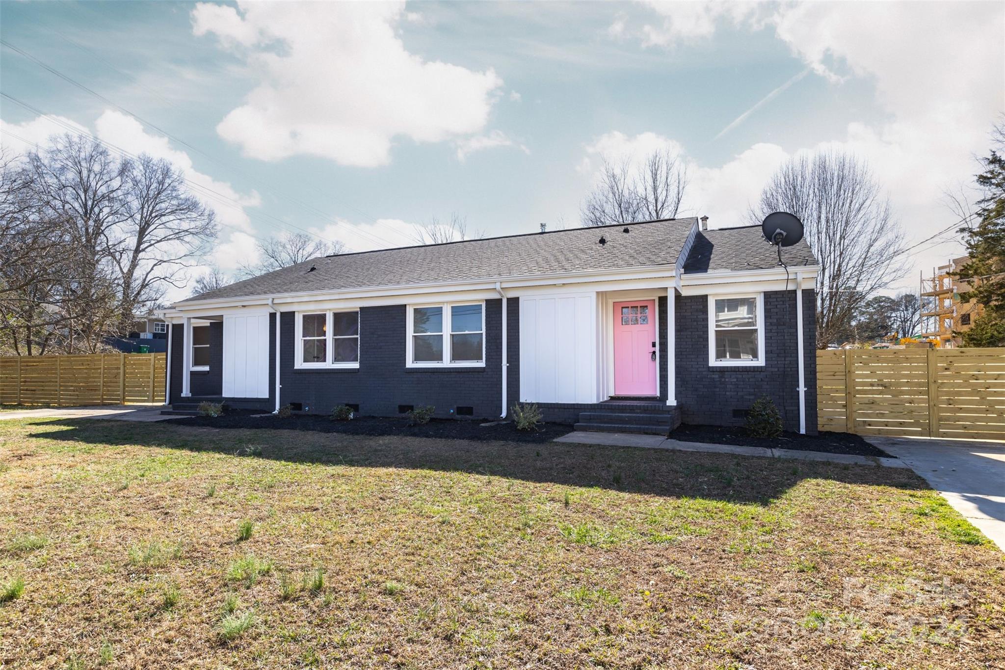 316 Hollis Road Charlotte, NC 28209 - Photo 1 of 27 Gallery Image 1