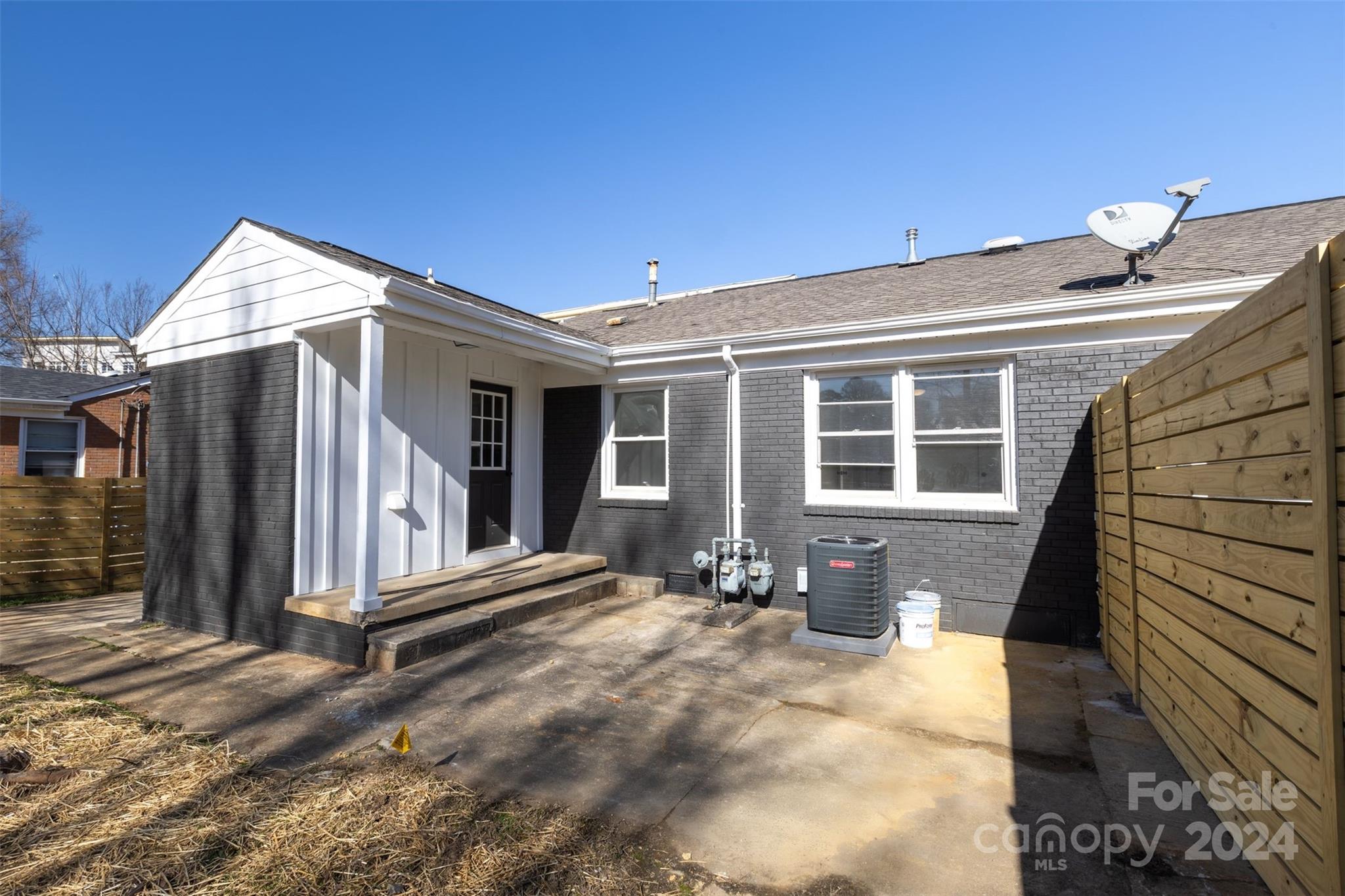316 Hollis Road Charlotte, NC 28209 - Photo 24 of 27 Gallery Image 24