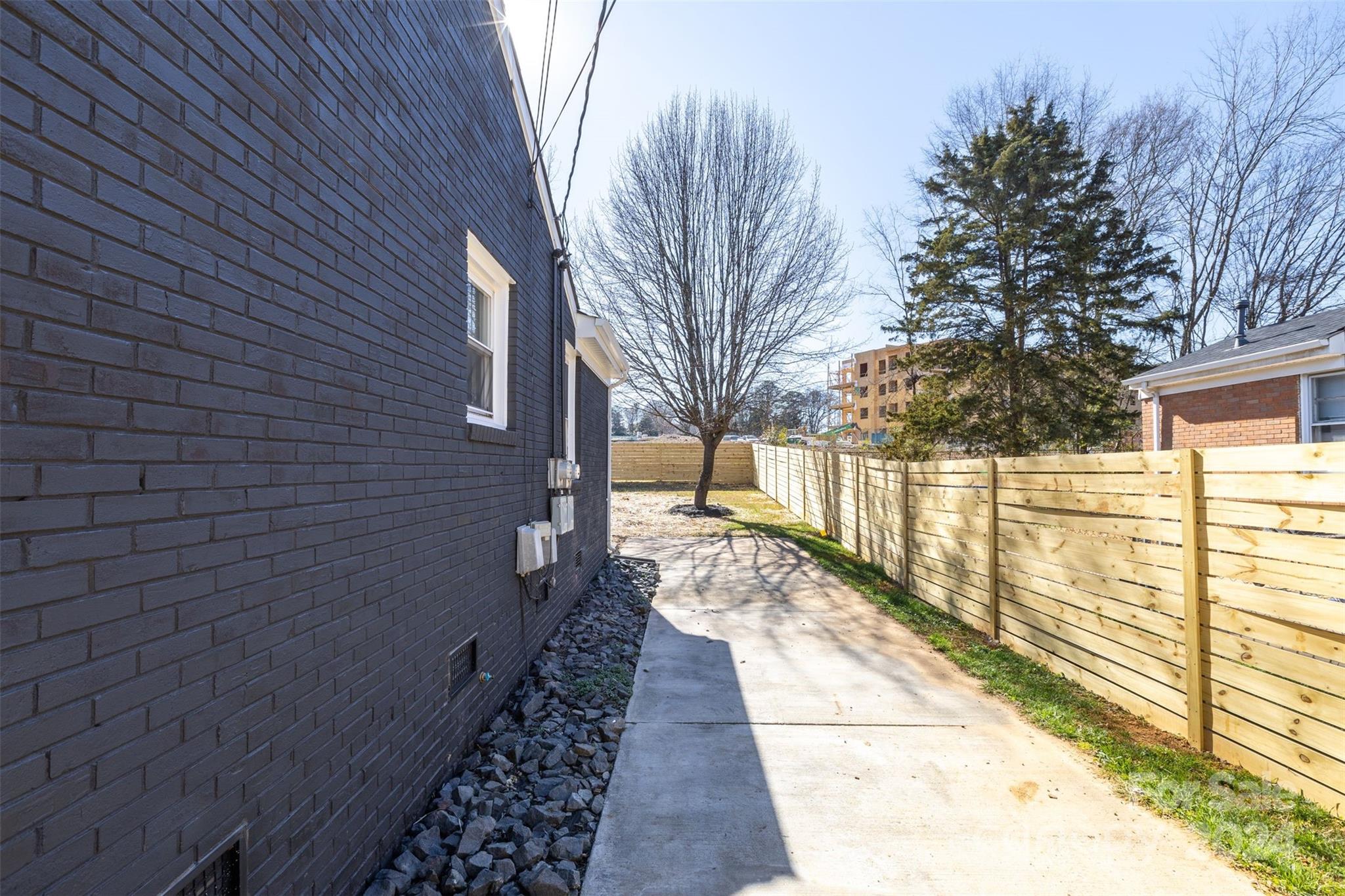 316 Hollis Road Charlotte, NC 28209 - Photo 27 of 27 Gallery Image 27