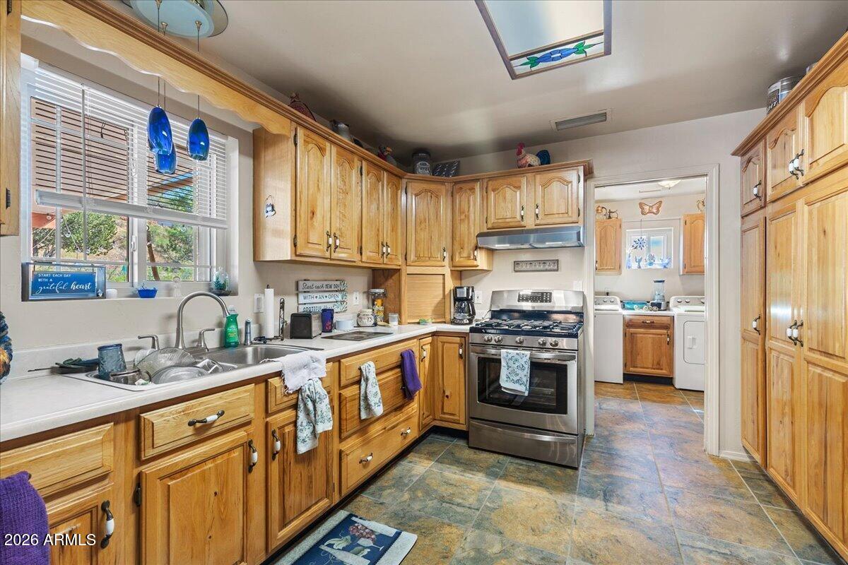 4275 East Sioux Way Rimrock, AZ 86335 - Photo 15 of 24 15-Kitchen