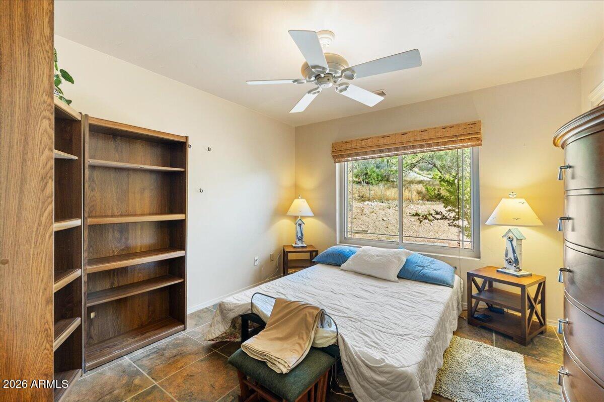 4275 East Sioux Way Rimrock, AZ 86335 - Photo 19 of 24 19-Bedroom