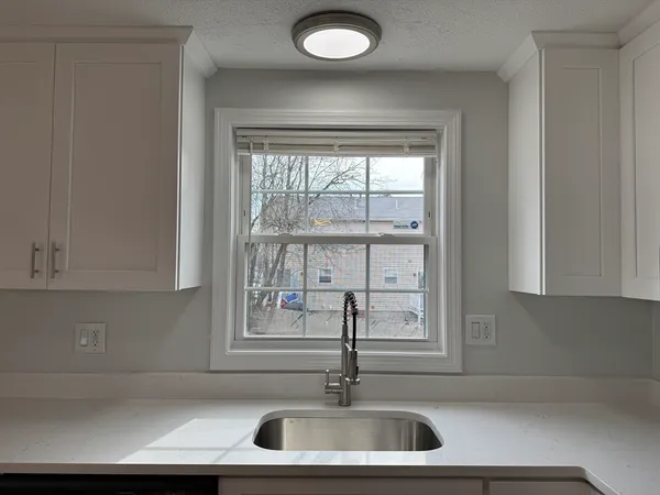 $339,900 | 9 Packard Street, Unit 9, Lawrence, MA 01843