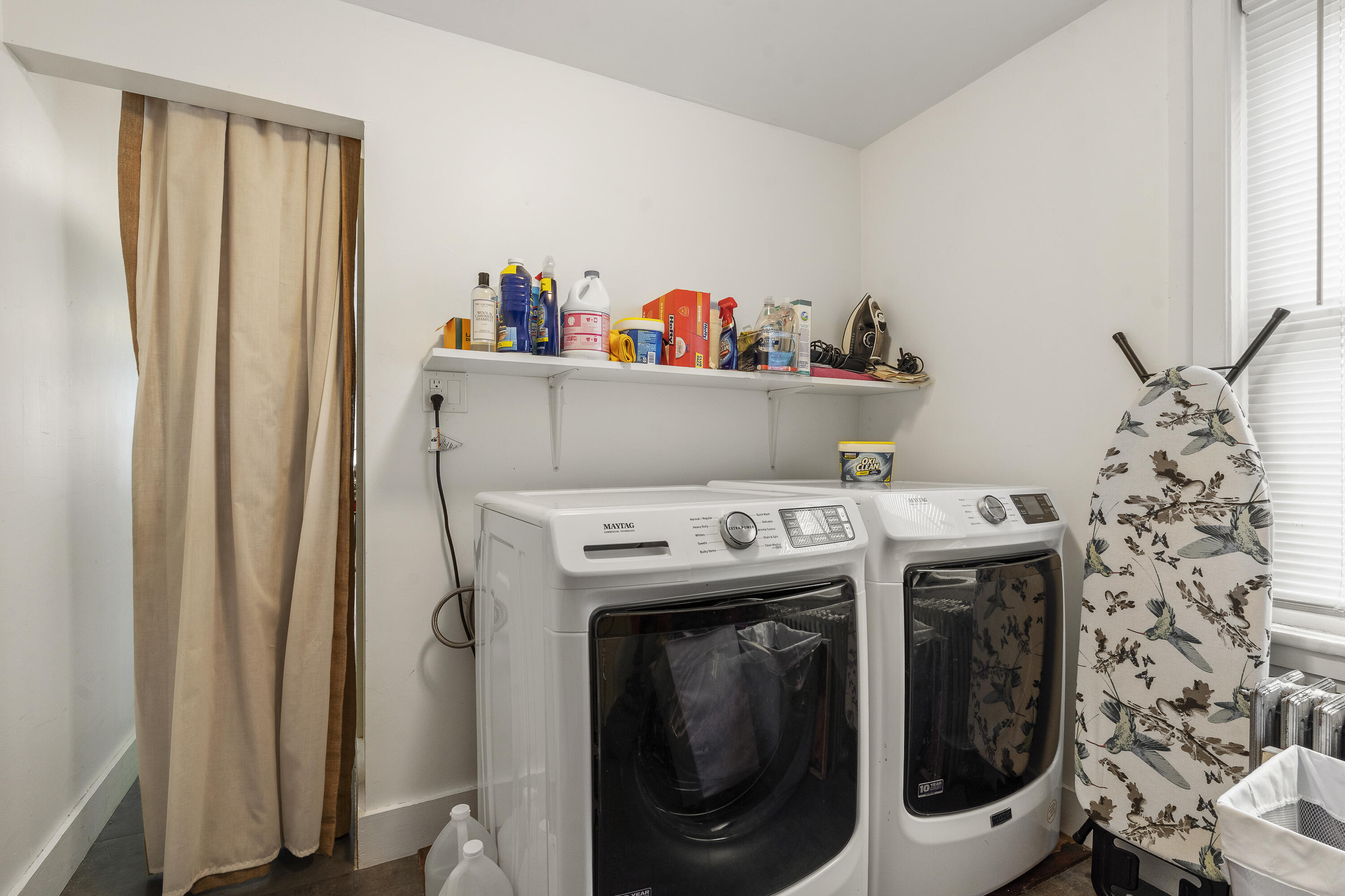 9 Pleasant Street Bath, ME 04530 - Photo 12 of 38 11-9 Pleasant St, Bath, ME- Interiors-TP