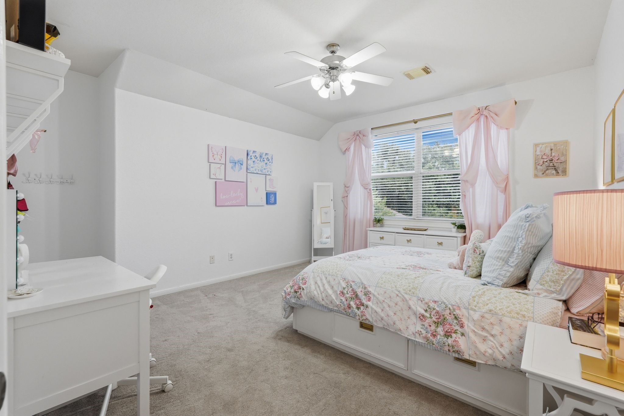 38 Highclere Park Drive Spring, TX 77379 - Photo 25 of 43 One full bedroom upstairs