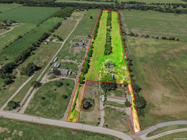 $250,000 | 1263 County Road 345, La Vernia, TX 78121