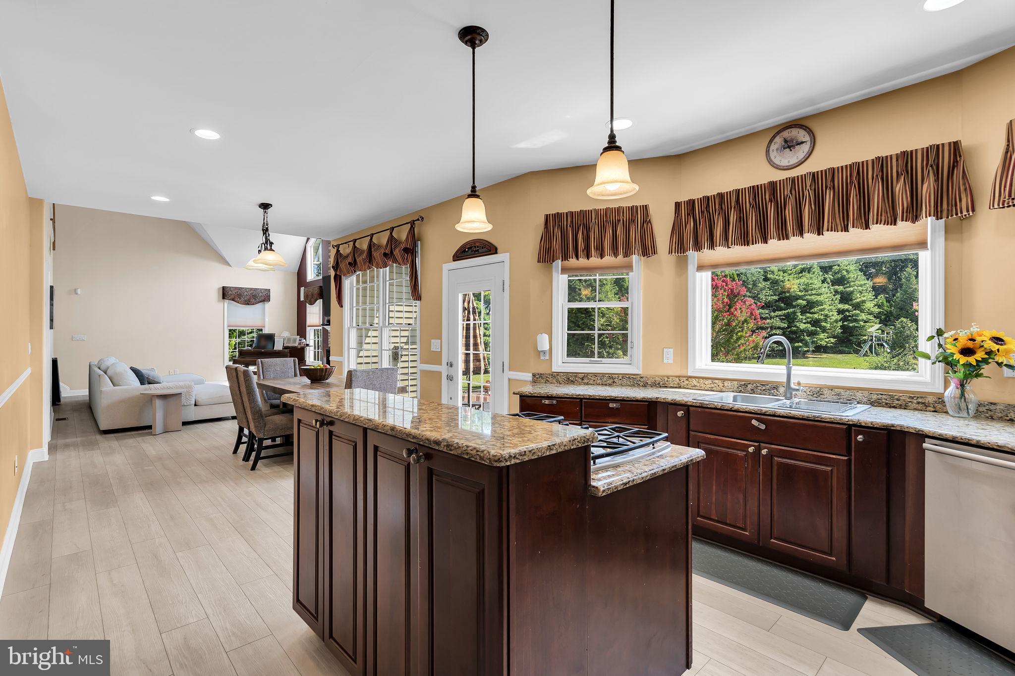 73 Paulson Road Wrightstown, NJ 08562 - Photo 18 of 34 Bright and inviting kitchen space.