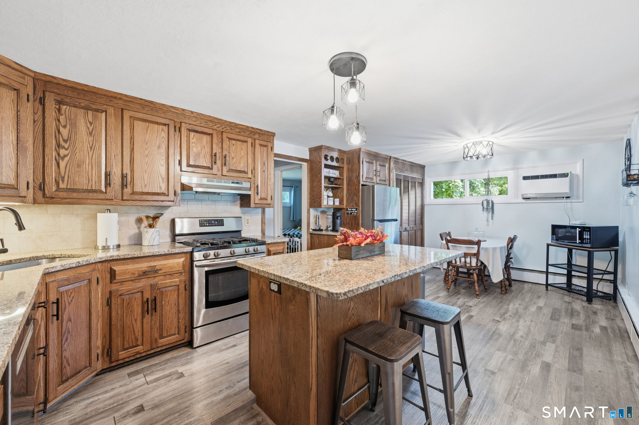 138 Kelly Road South Windsor, CT 06074 - Photo 9 of 31 Gallery Image 9