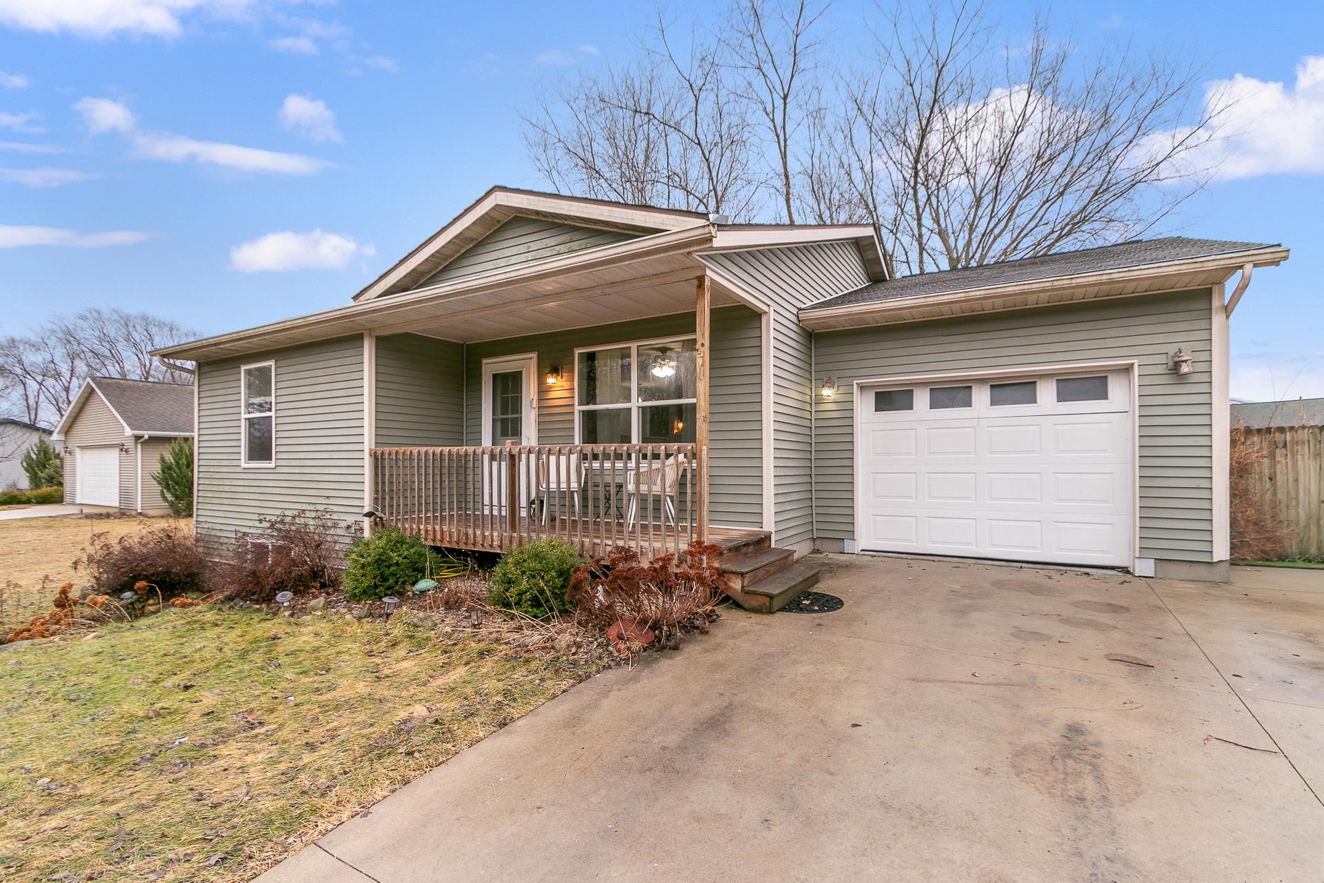 316 Madison Street Wyocena, WI 53969 - Photo 1 of 1