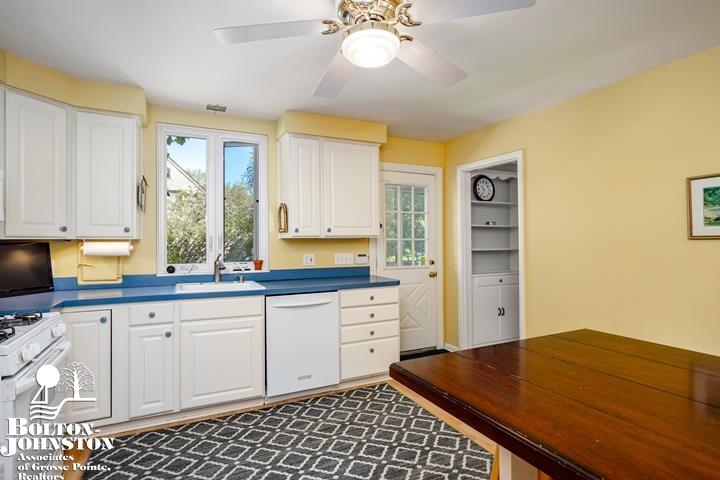 63 Ridge Road Grosse Pointe Farms, MI 48236 - Photo 13 of 50