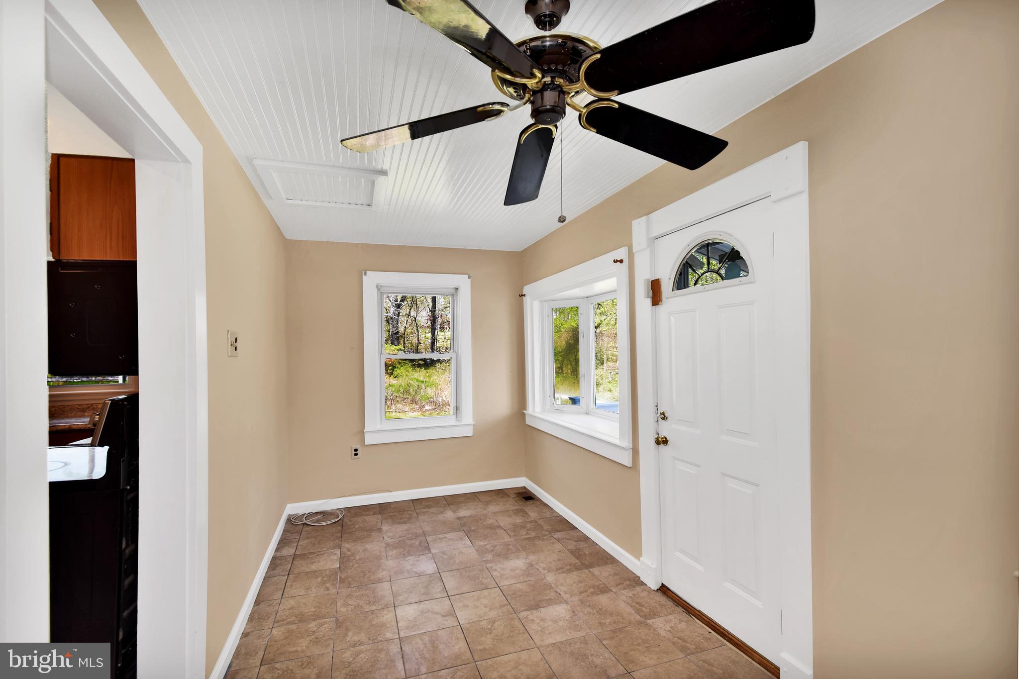 3308 Ritchie Marlboro Road Upper Marlboro, MD 20772 - Photo 5 of 27
