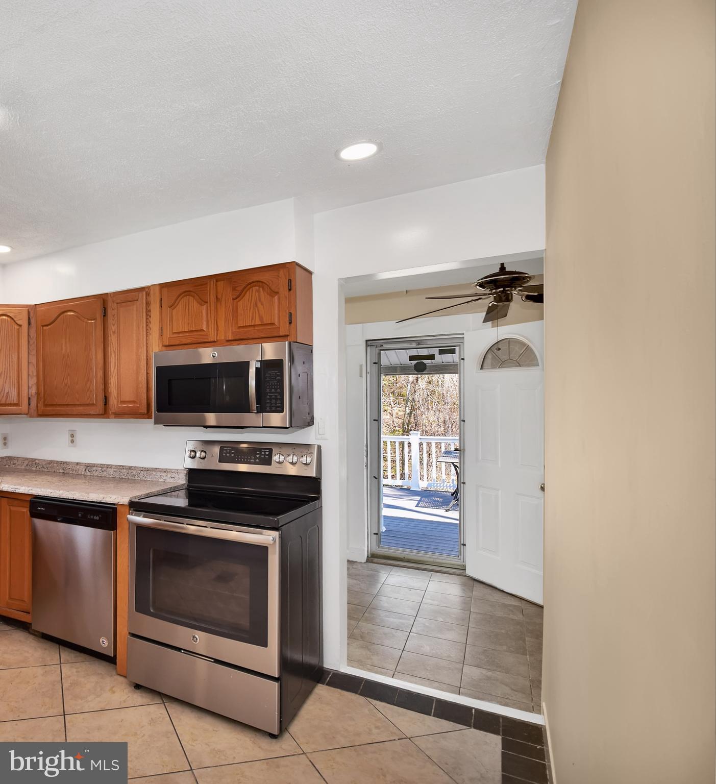 3308 Ritchie Marlboro Road Upper Marlboro, MD 20772 - Photo 9 of 27