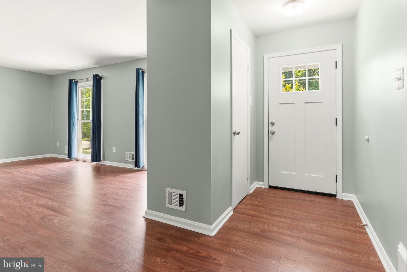 11910 Callow Terrace Laurel, MD 20708 - Photo 4 of 43 Foyer