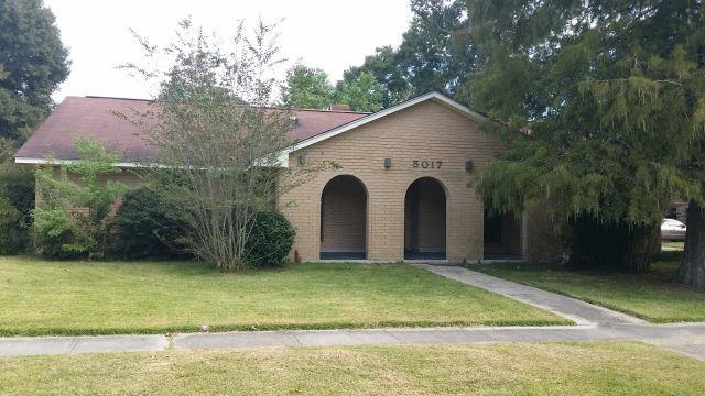 5017 Parkoaks Drive Baton Rouge, LA 70816 - Photo 1 of 3 FRONT