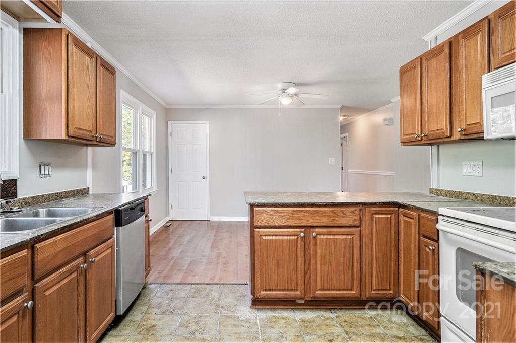 333 Windy Rush Road Kannapolis, NC 28081 - Photo 2 of 18 Gallery Image 2