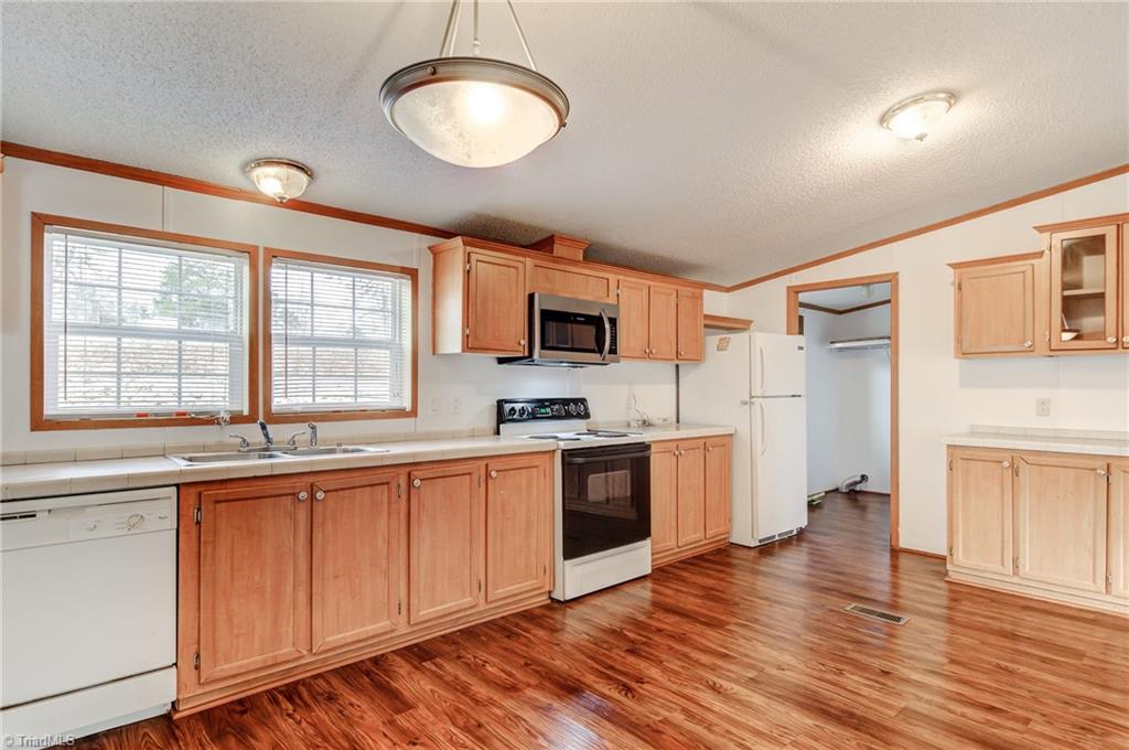 5230 Bedrock Road Julian, NC 27283 - Photo 16 of 29 Gallery Image 16