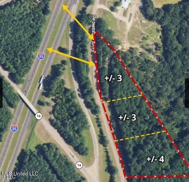 124 Davis Crossing Road Canton, MS 39046 - Photo 2 of 10 IMG_3180