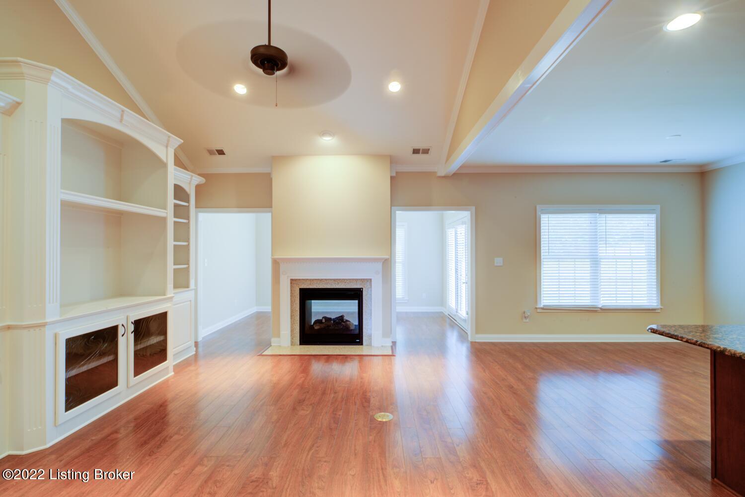 908 Ridge Point Drive Louisville, KY 40299 - Photo 10 of 27 GSP-908_Ridge_Point_Dr-8