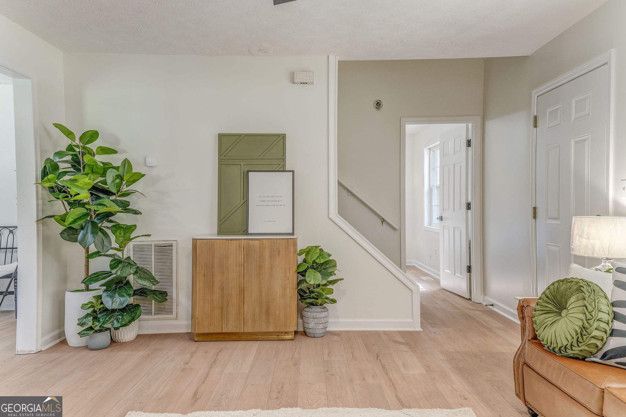 728 Hutto Road Cedartown, GA 30125 - Photo 21 of 40 a view of room with furniture and a potted plant