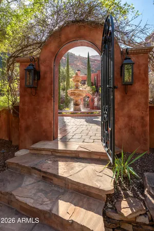 $17,000,000 | 30-40 Squaw Lane, Sedona, AZ 86336