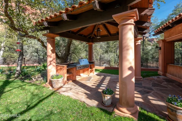 $17,000,000 | 30-40 Squaw Lane, Sedona, AZ 86336