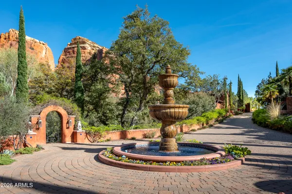 $17,000,000 | 30-40 Squaw Lane, Sedona, AZ 86336