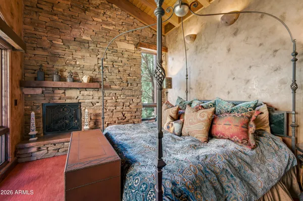 $17,000,000 | 30-40 Squaw Lane, Sedona, AZ 86336