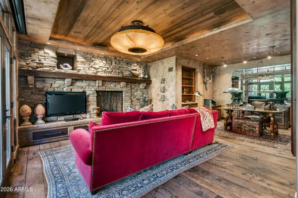 $17,000,000 | 30-40 Squaw Lane, Sedona, AZ 86336