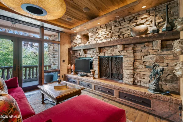 $17,000,000 | 30-40 Squaw Lane, Sedona, AZ 86336