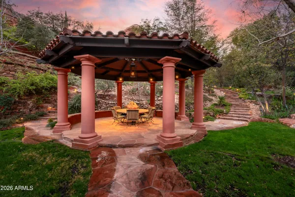 $17,000,000 | 30-40 Squaw Lane, Sedona, AZ 86336