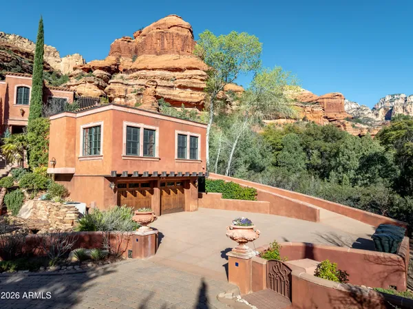 $17,000,000 | 30-40 Squaw Lane, Sedona, AZ 86336