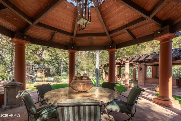 $17,000,000 | 30-40 Squaw Lane, Sedona, AZ 86336