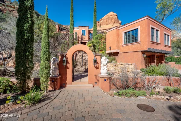 $17,000,000 | 30-40 Squaw Lane, Sedona, AZ 86336