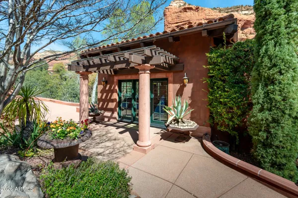 $17,000,000 | 30-40 Squaw Lane, Sedona, AZ 86336