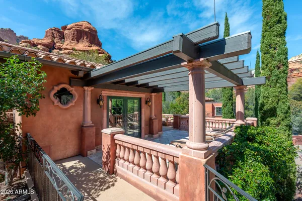 $17,000,000 | 30-40 Squaw Lane, Sedona, AZ 86336