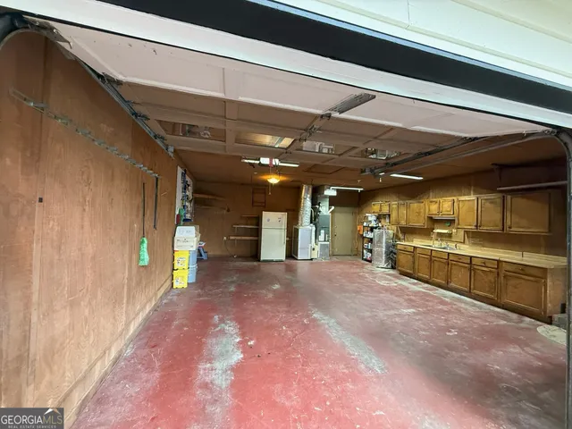 a view of lobby with a garage