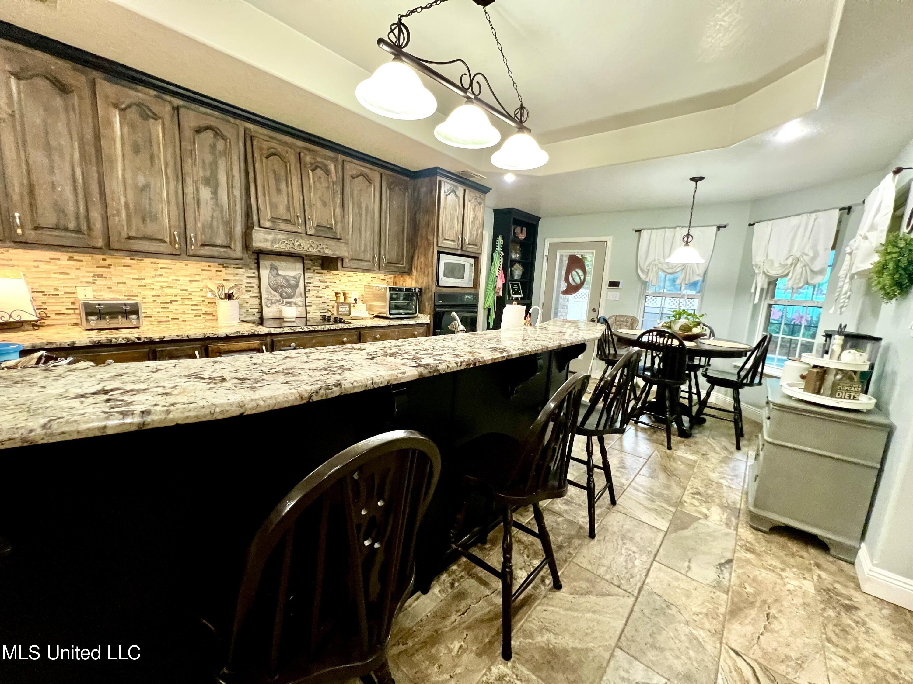 2309 Mangrove Road Moss Point, MS 39562 - Photo 23 of 68 IMG_6913