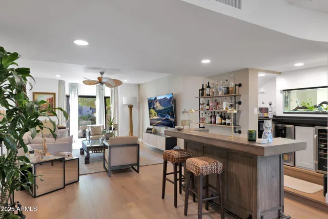 $2,500,000 | 6701 North Scottsdale Road, Unit 24, Scottsdale, AZ 85250